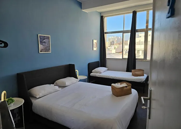 Blife Europya - Private At Santantonya 3rd Floor Δωμάτια σε οικογενειακή κατοικία Φάρο