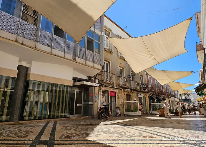 Δωμάτια σε οικογενειακή κατοικία Blife Europya - Private At Santantonya 3rd Floor Φάρο